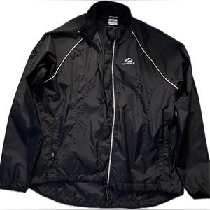Brooks Running lightweight windbreaker size small